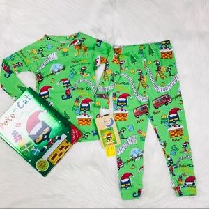 Pete the Cat Christmas pjs w/book (book has flaws)